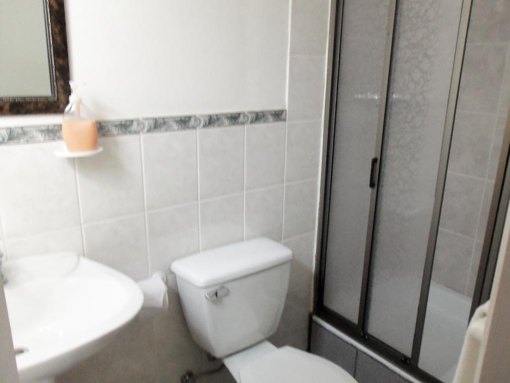 Hostal Joshiken 푼타아레나스 외부 사진